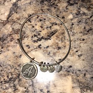 Charm bracelet
